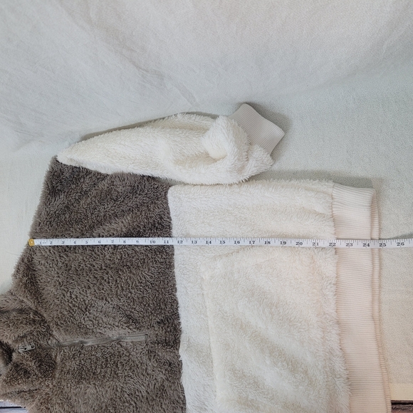 Hippie Rose Pullover, Cozy Two-Tone Fleece Pullover, WOMENS SMALL - Picture 8 of 8